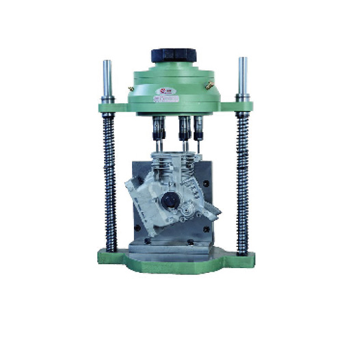 发动机多轴攻牙